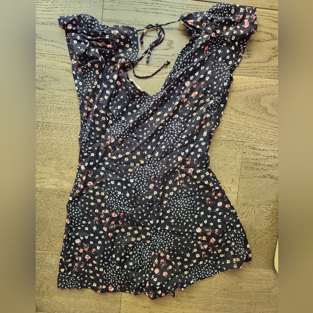Flutter Floral Romper worn once M